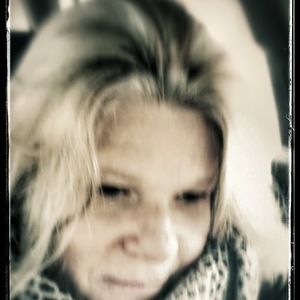 Meet your Posher, April-ann